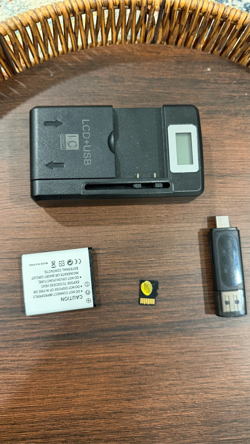 Sony Cyber-shot Digital Camera - photo 5