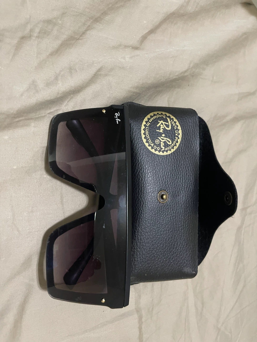 Ray-Ban Black Square Sunglasses with Case