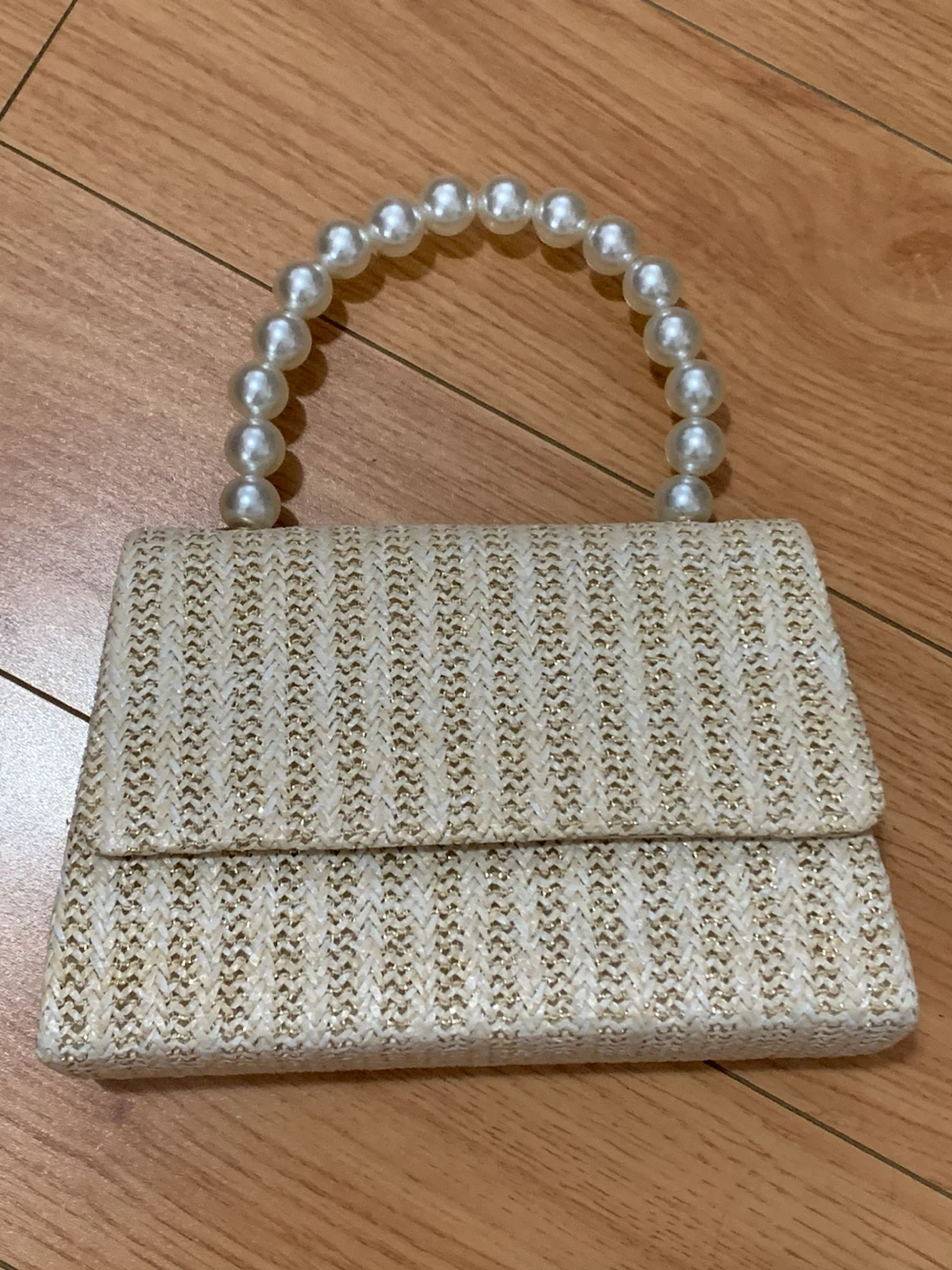 Straw Clutch with Pearl Handle