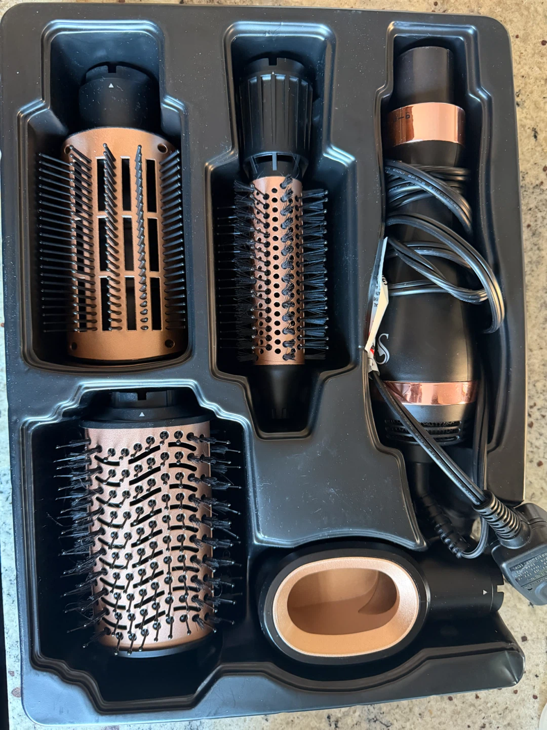 4-in-1 Hot Air Brush - photo 4
