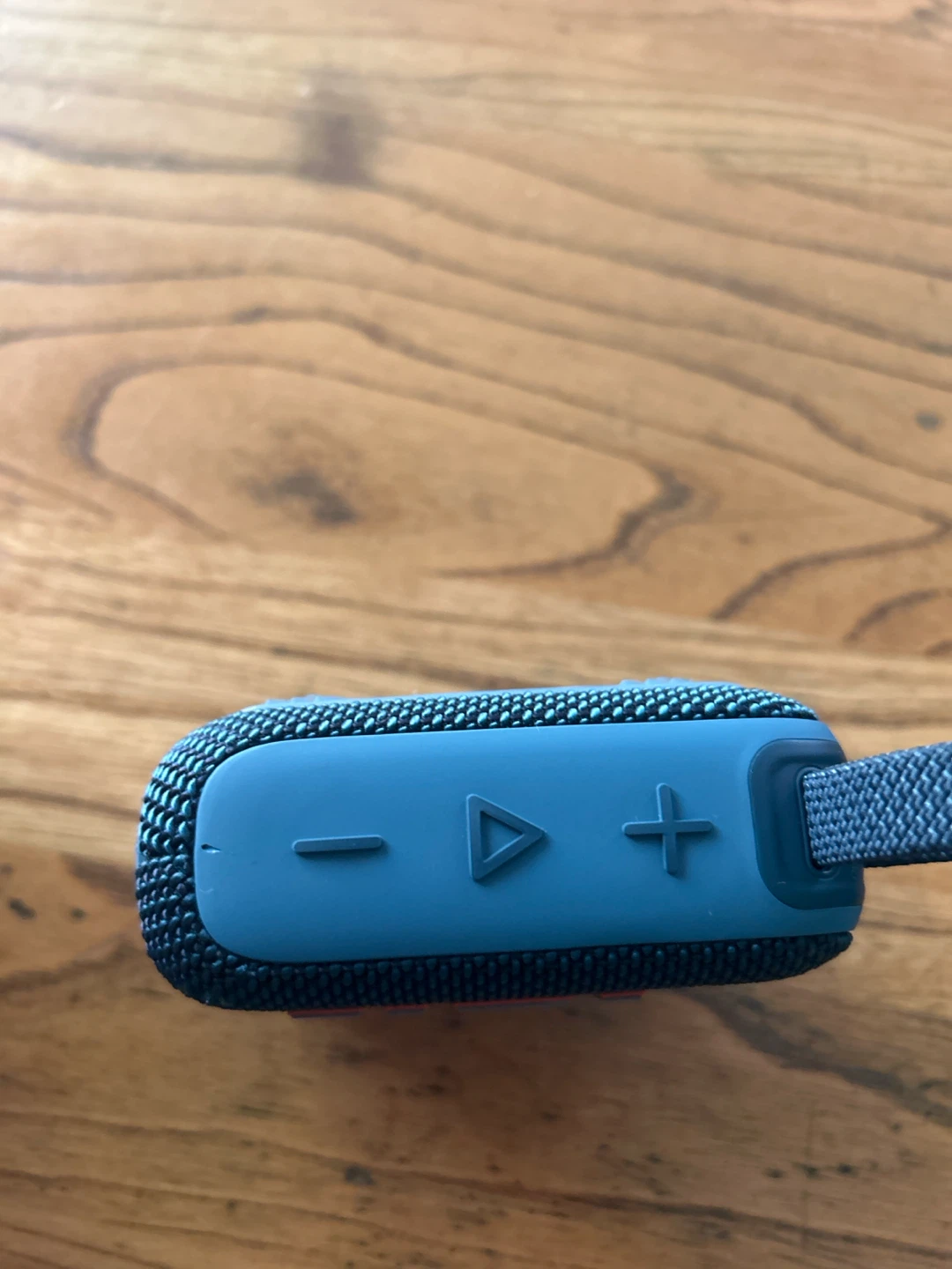 Navy Blue JBL Go 4 Mini - photo 2
