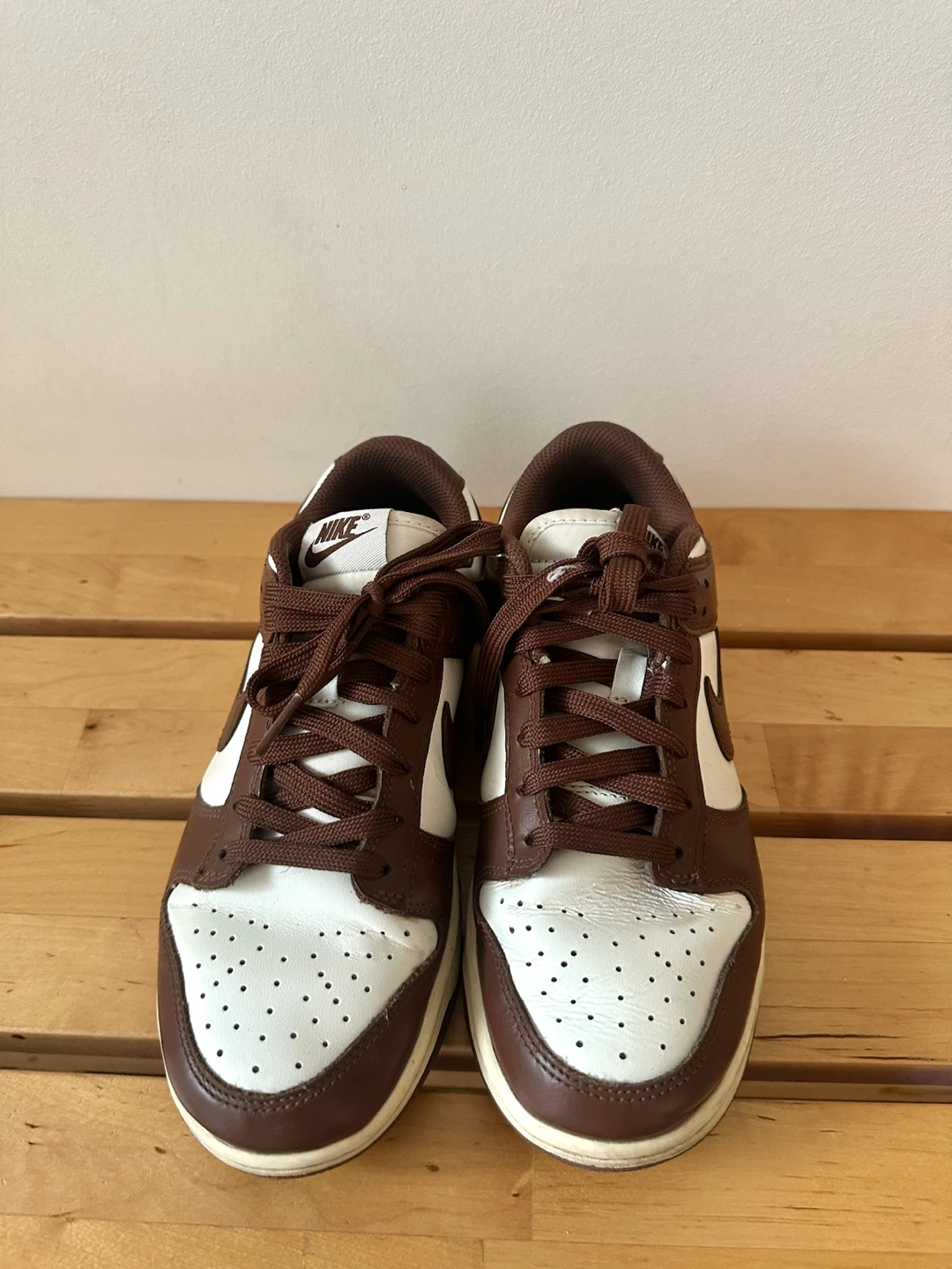 brown and white nike low dunks - photo 2