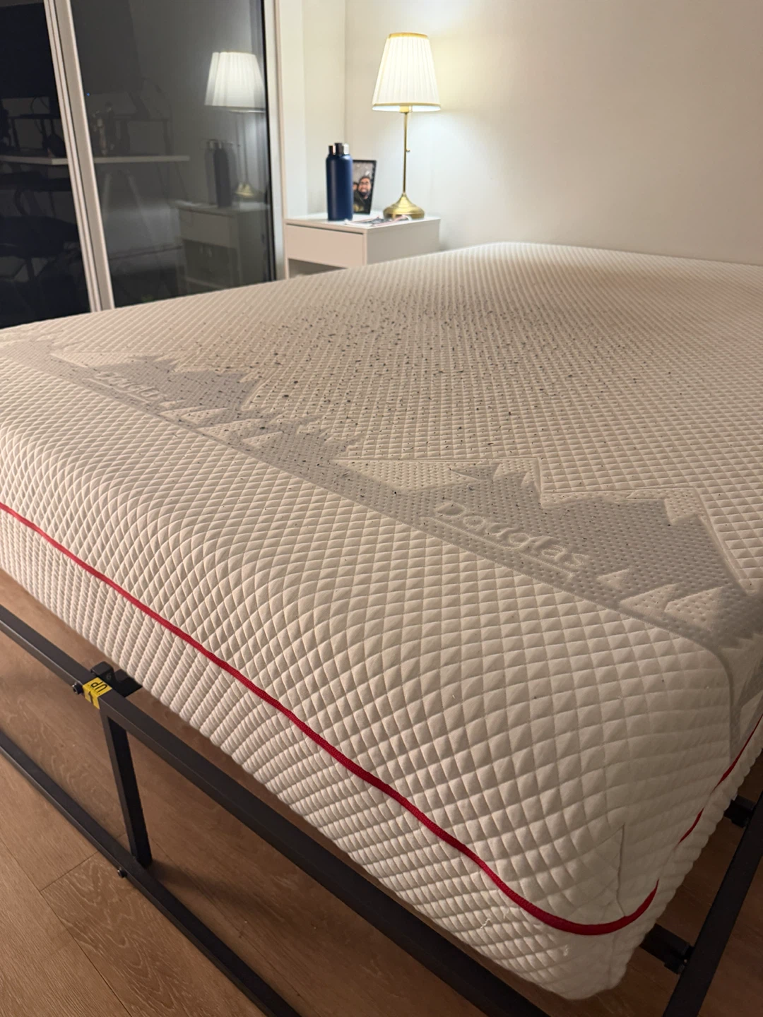 Douglas All-Foam Mattress - 10" Height - photo 4