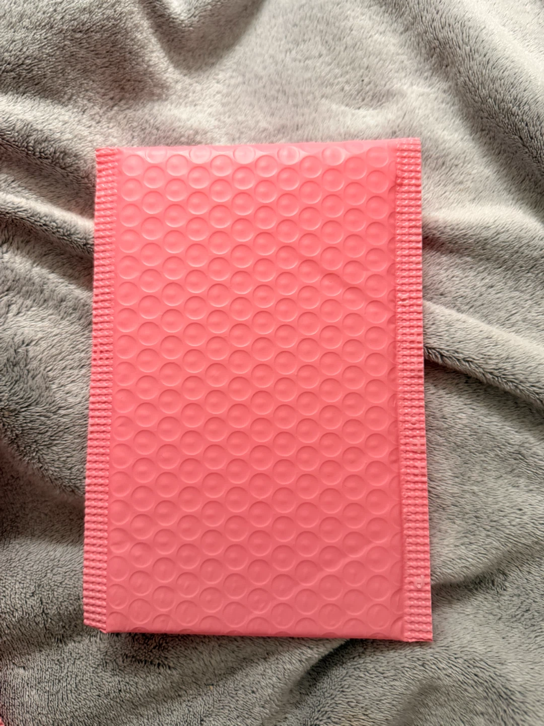 Pink Bubble Mailers - Small Size - photo 3