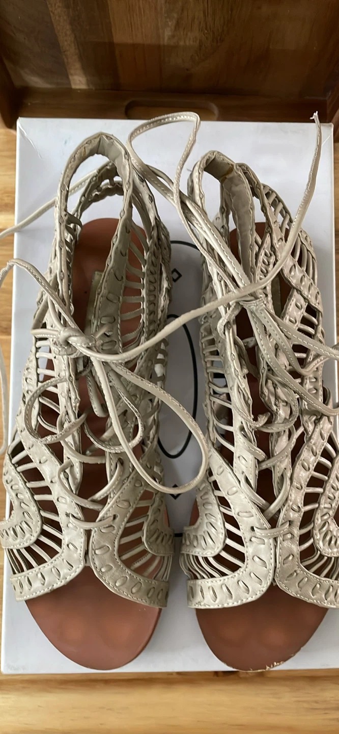 STEVE MADDEN GLADIATOR SANDALS - photo 3