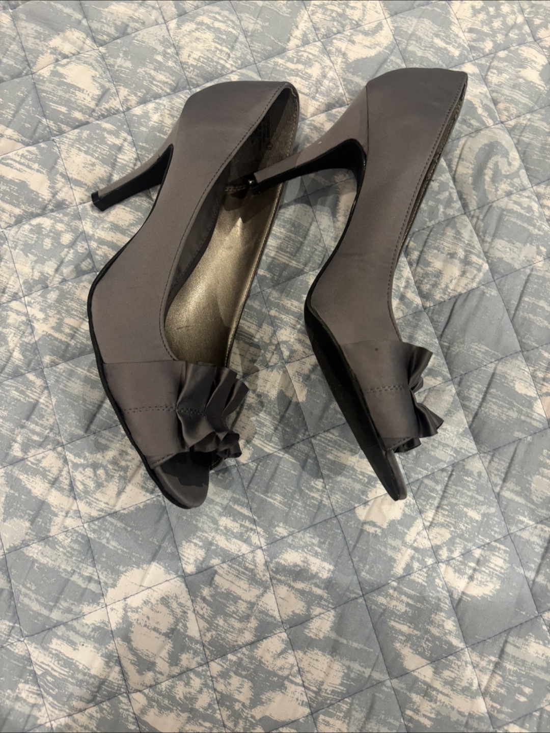 Grey Peep-Toe Heels Size 11 - photo 2