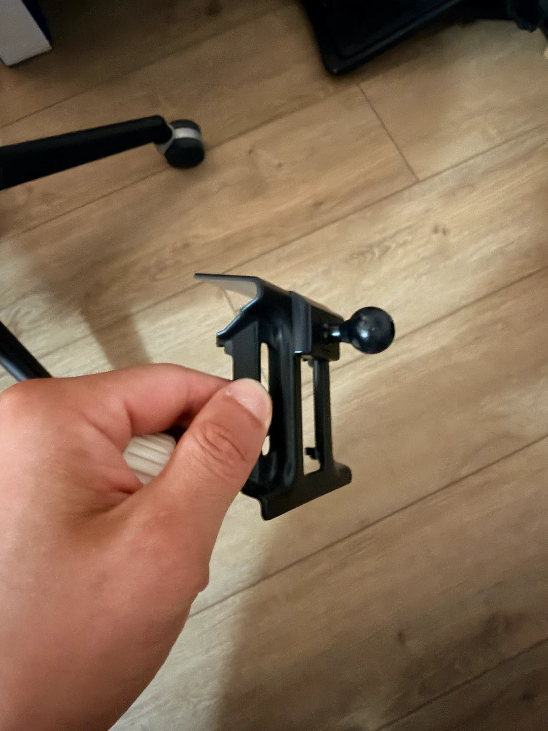 Original Mazda Cx5 Wireless Charger Mount - photo 4