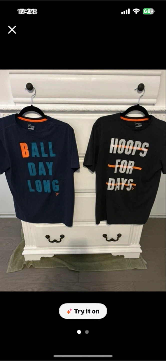 Old Navy Active GO-DRY T-Shirts (Size M)