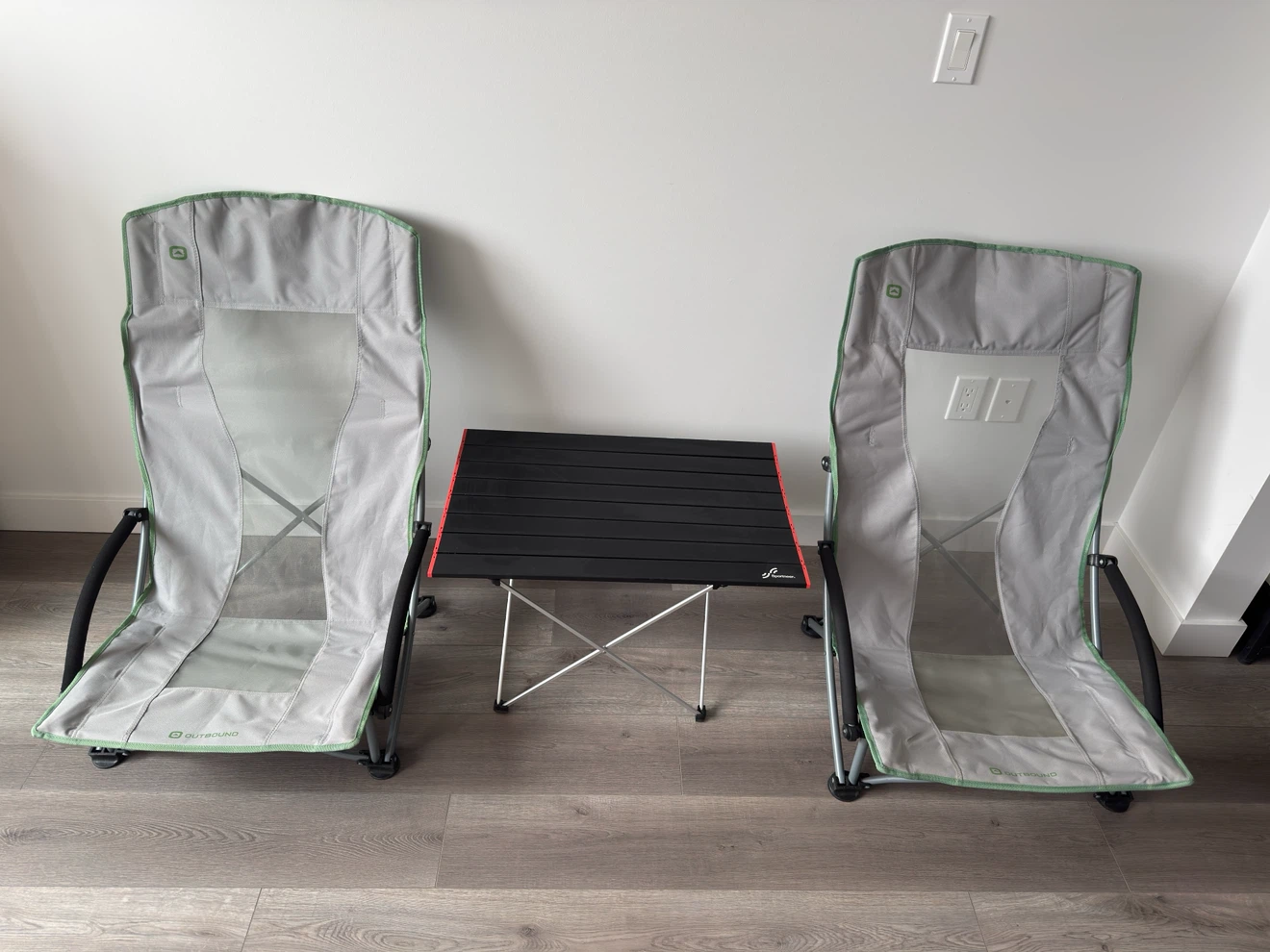 🔥 Outdoor Set: 2x High-Back Beach Chairs + Folding Table ☀️ - photo 2