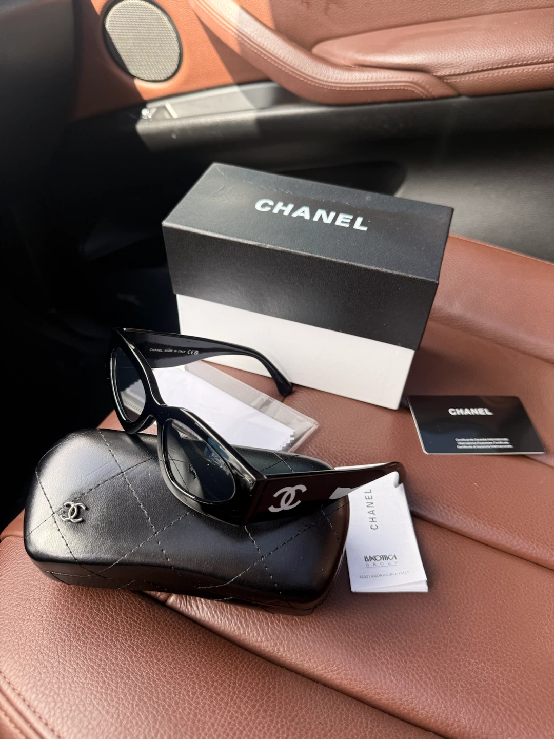 CHANEL Black Cat-Eye Sunglasses
