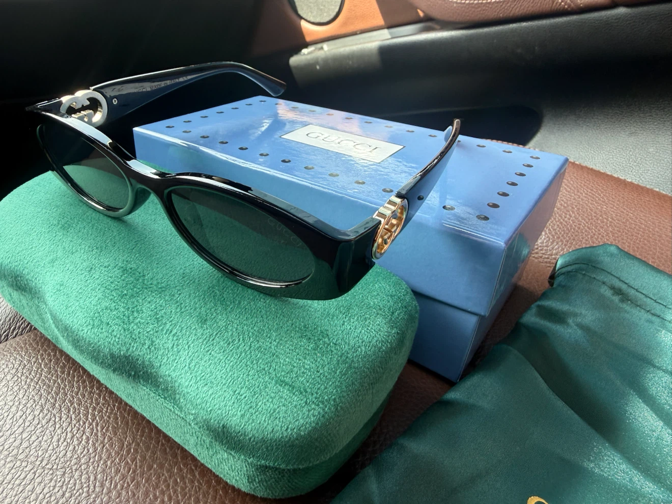Gucci Black Oval Sunglasses - photo 3
