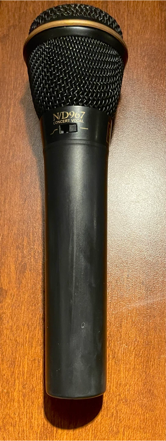 EV Dynamic Super Cardioid Concert Vocal Mic