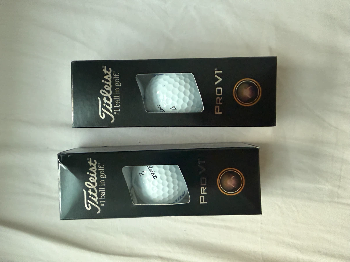 Titleist Pro V1 Golf Balls (2-Pack)