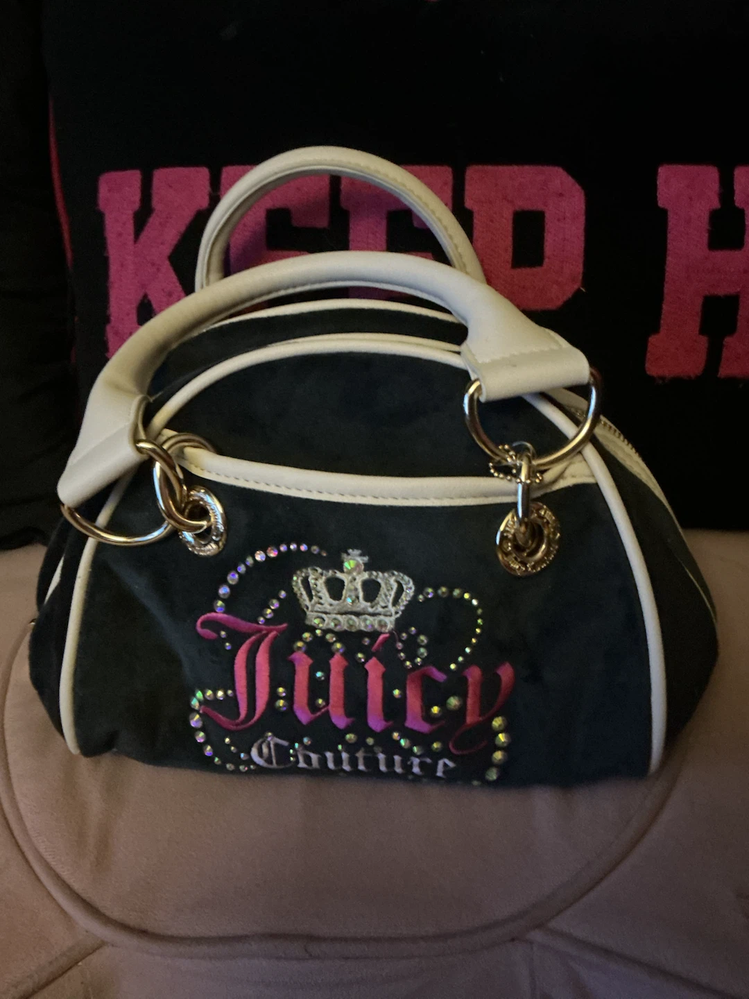 Juicy Couture Velour Shoulder Bag - photo 3