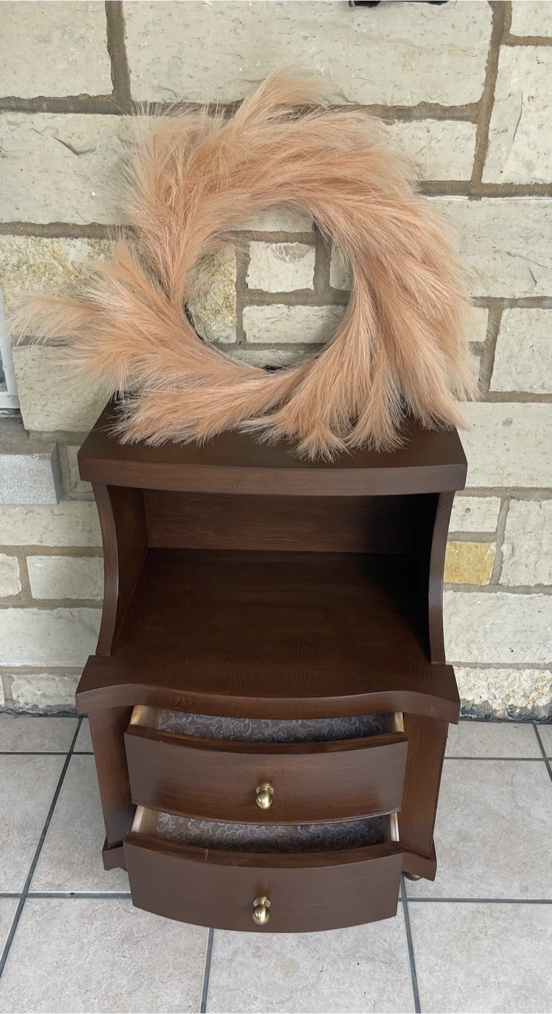 Restored MCM nightstand with 2 drawers - photo 3