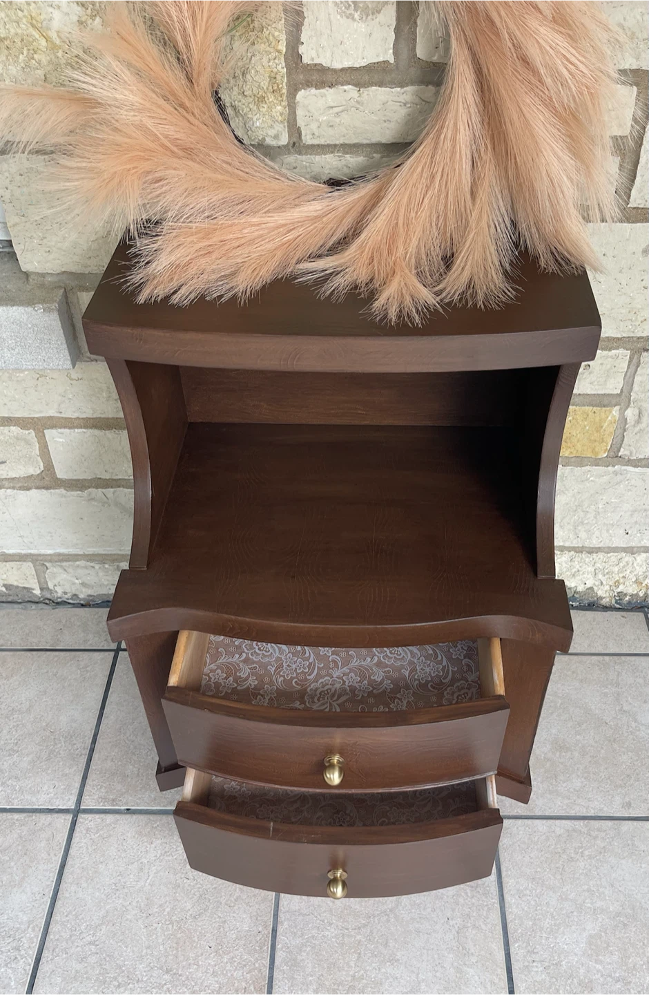 Restored MCM nightstand with 2 drawers - photo 4