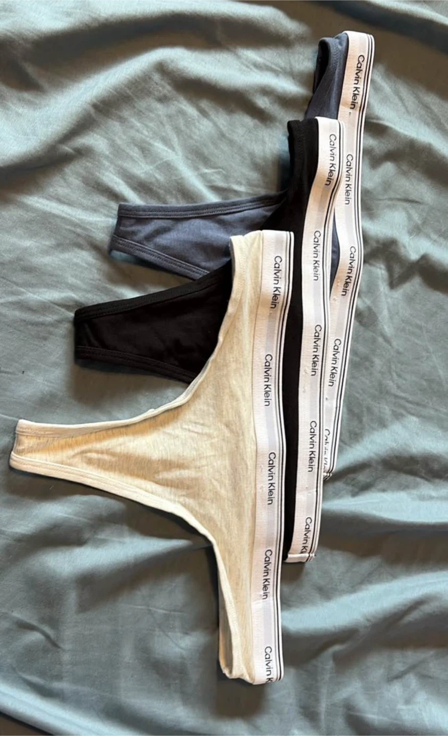 Calvin Klein Thong Underwear 3-Pack