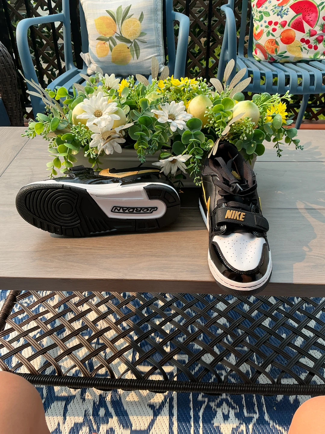 Jordan legacy 312 low black metallic gold 5.5Y - photo 5