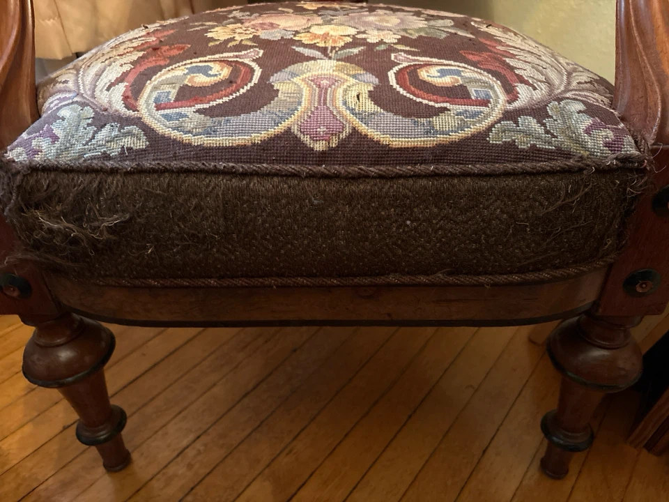 Antique Tapestry Armchair - photo 5