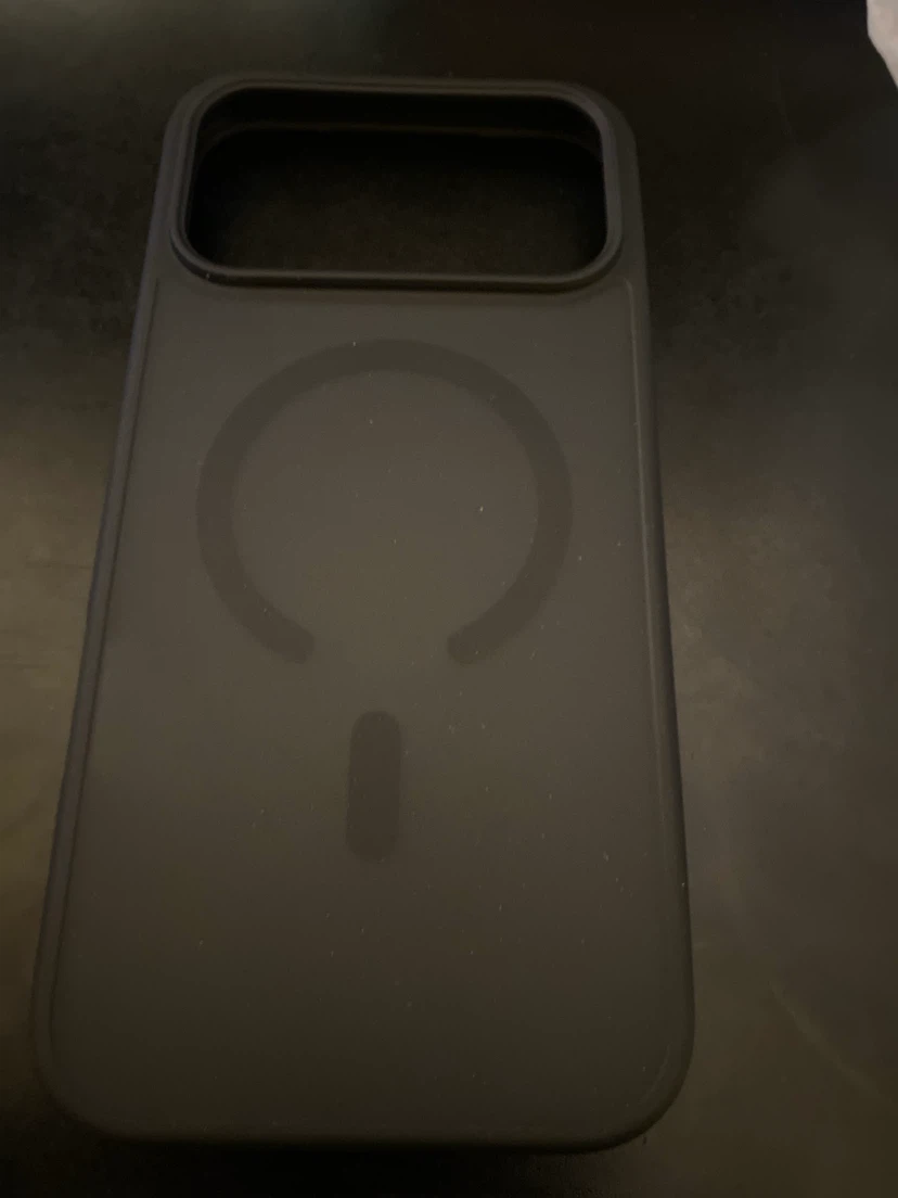 Black iPhone Case with MagSafe