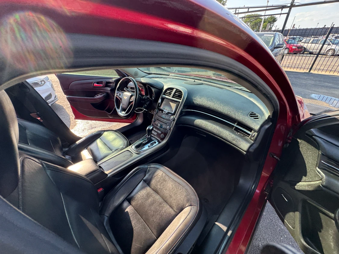 Red Chevrolet Malibu LT Sedan - photo 5