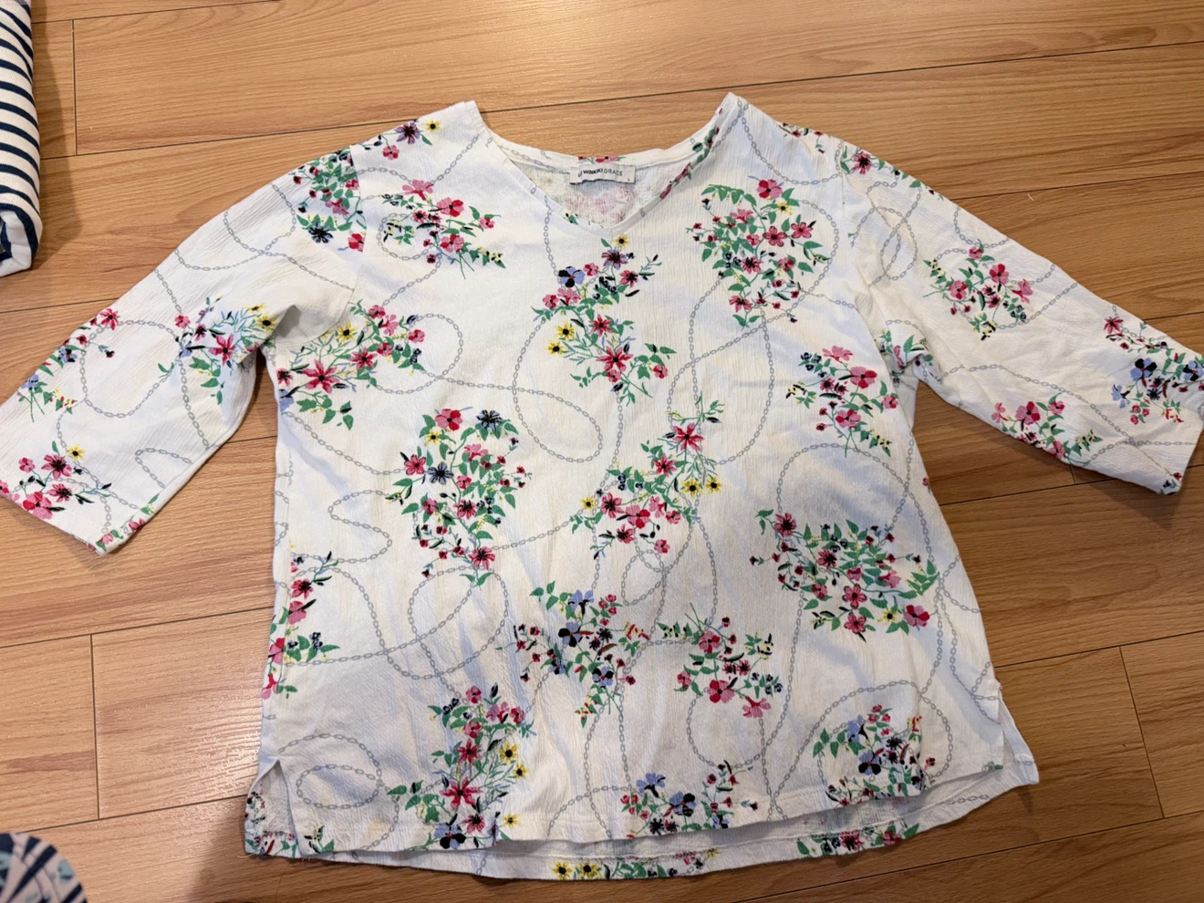 Waikiki Grace Women's Floral Print Top - Size L
