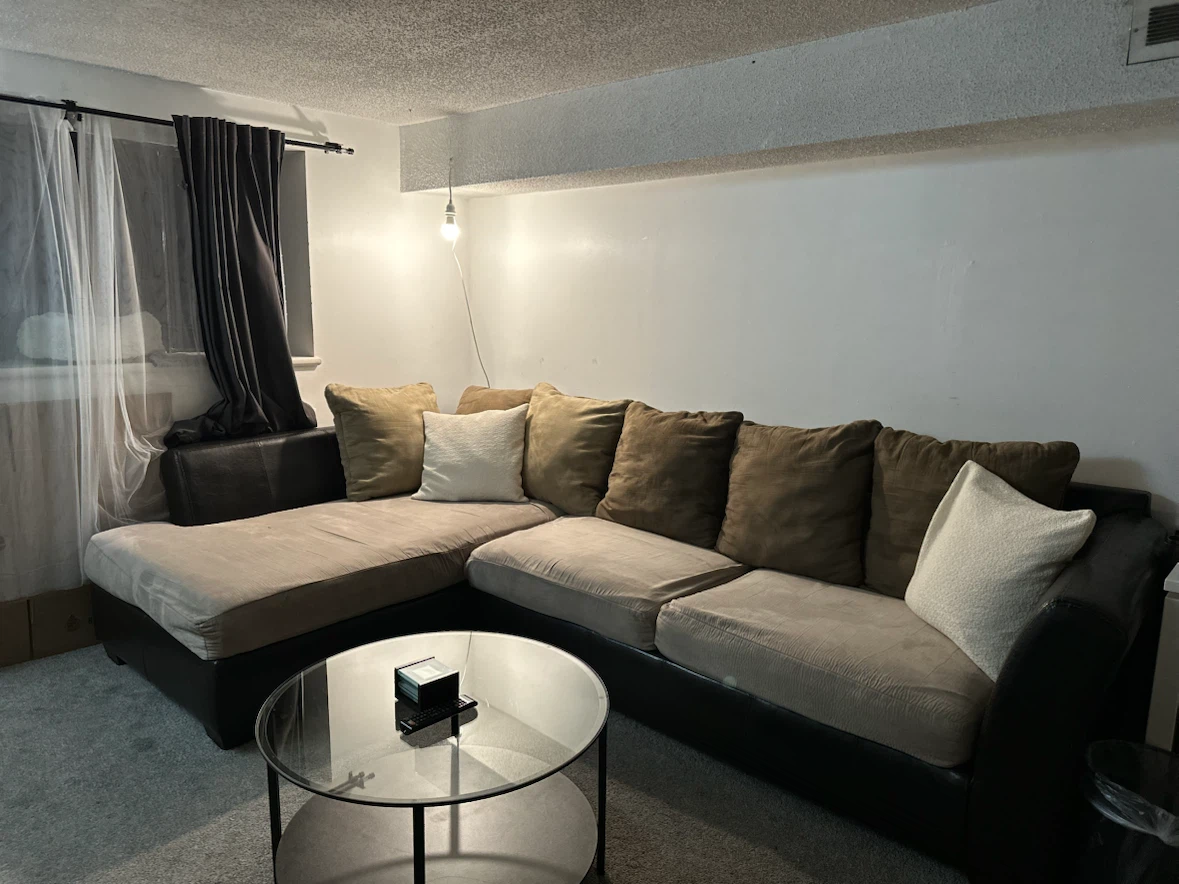 Free couch pick up kitsilano
