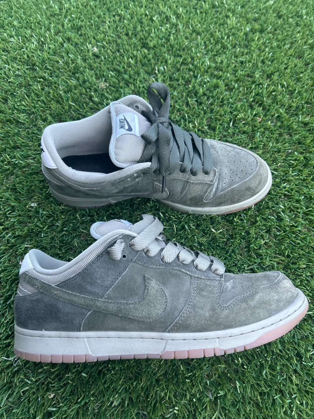 Nike SB Dunk Low Pro - Size 11 Green Suede Shoes