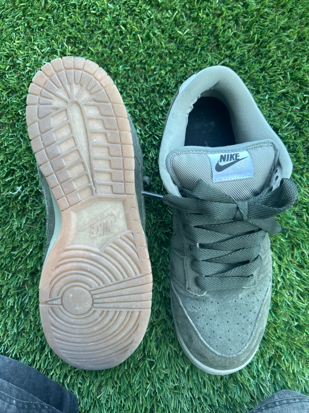 Nike SB Dunk Low Pro - Size 11 Green Suede Shoes - photo 3