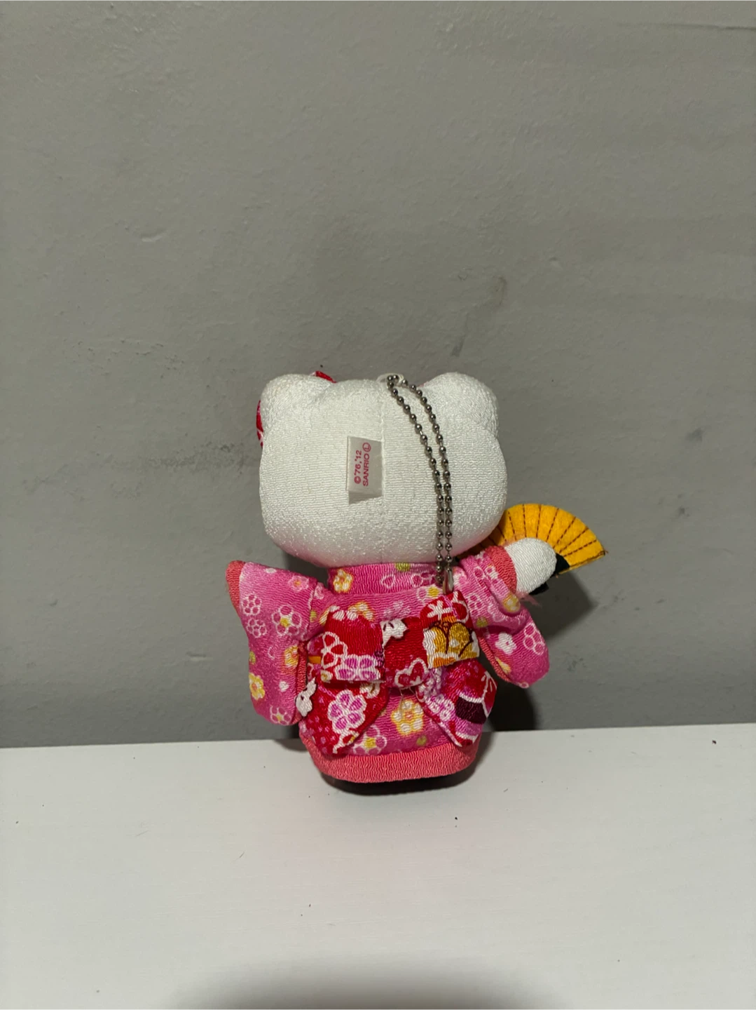 Hello Kitty Plush Kimono Fan Keychain - photo 2