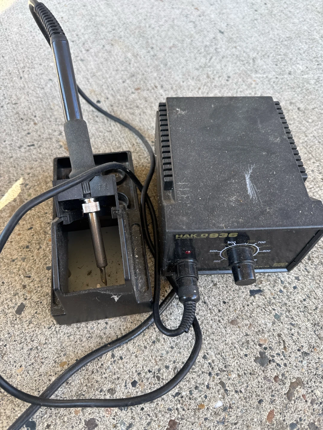 HAKKO 936 Soldering Station