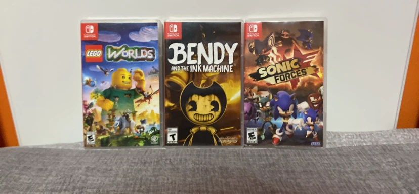 Nintendo Switch Games Bundle + Controller