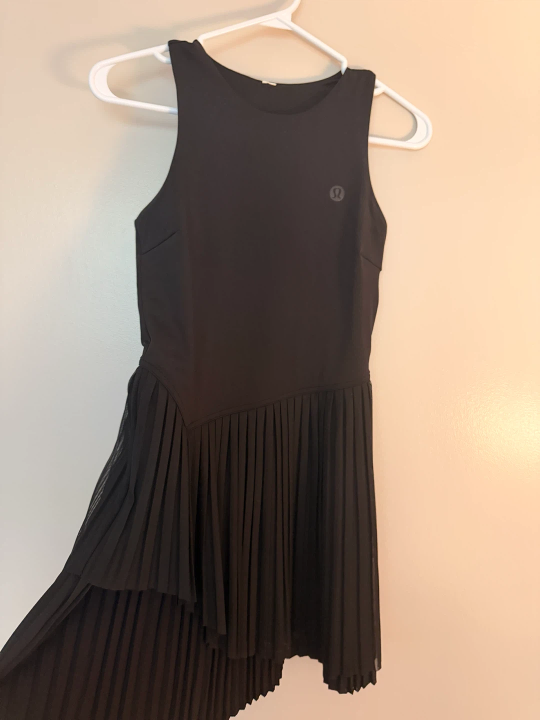 Lululemon Black Pleated Dress - photo 2