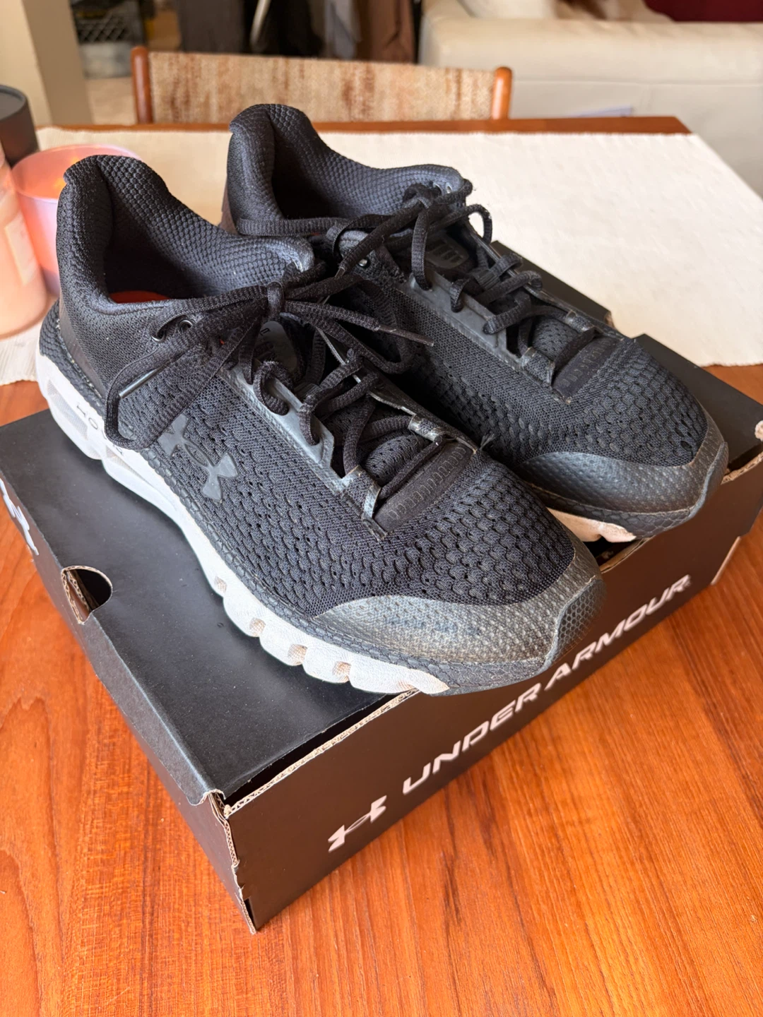 Under Armour HOVR Infinite Black Running Shoes - photo 2