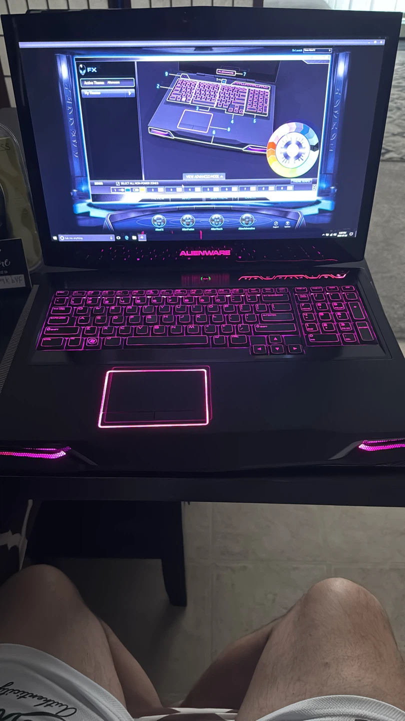 Alienware laptop i7 16g 500g hdd Gtx580 mouse rgb - photo 2