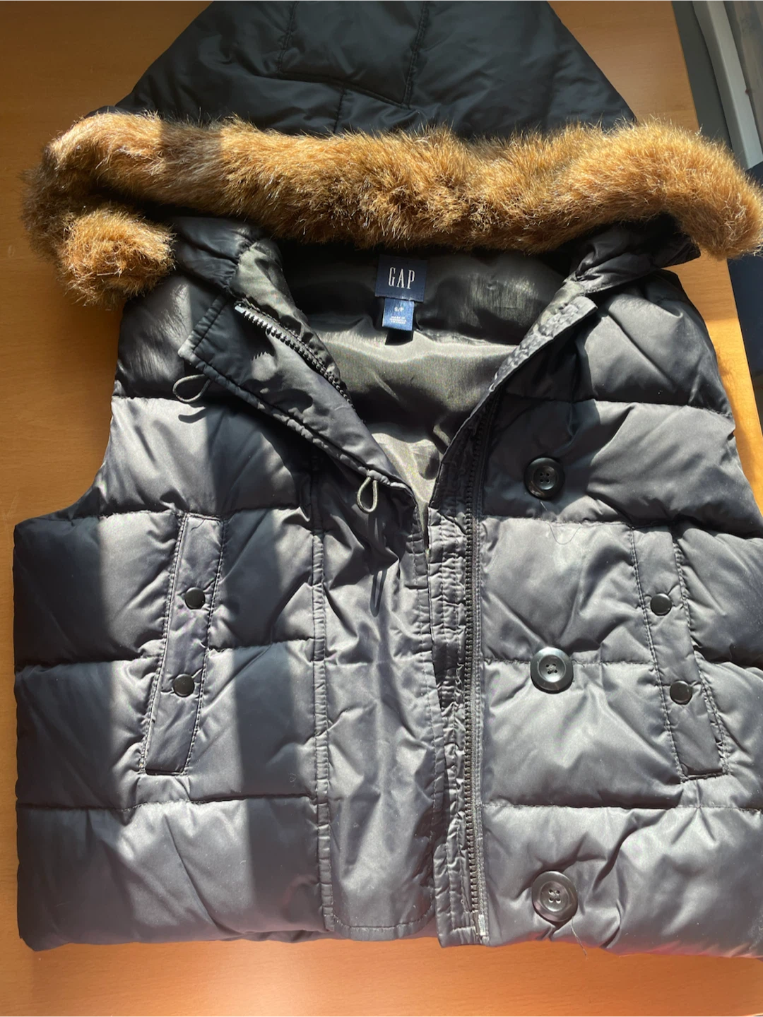 Gap Puffer Vest with Fur Hood - Black