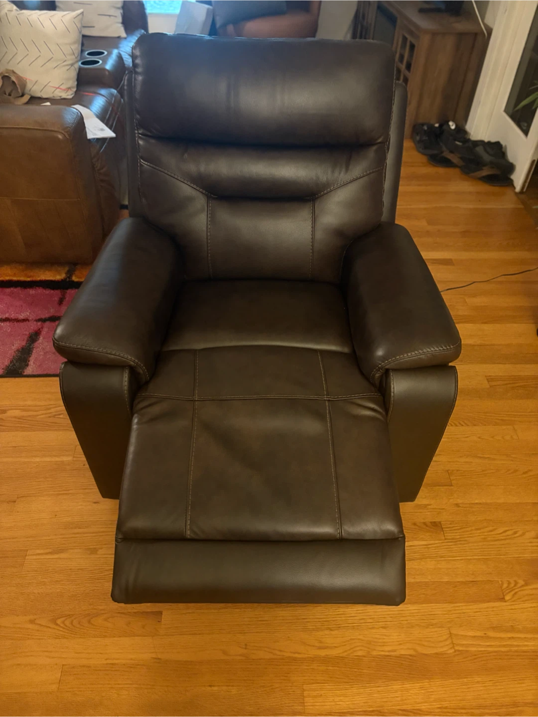 New leather duel motor power recliner - photo 4