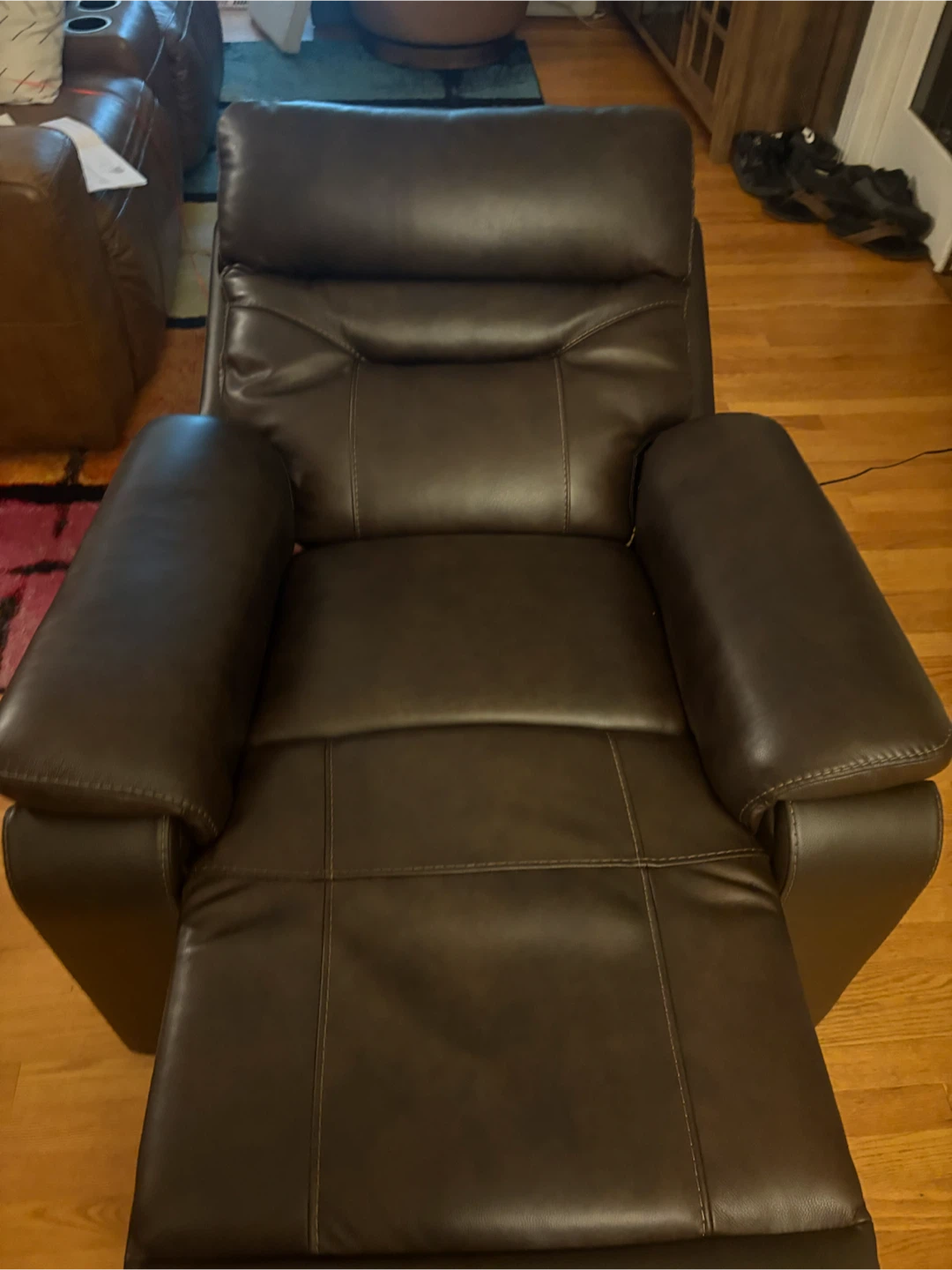 New leather duel motor power recliner - photo 5