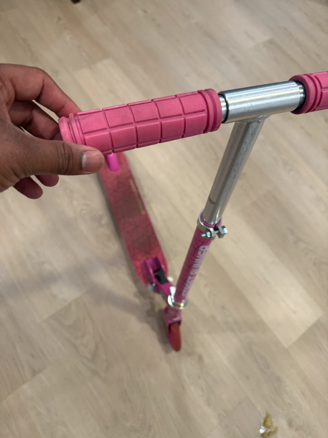 Pink Street Runner Scooter