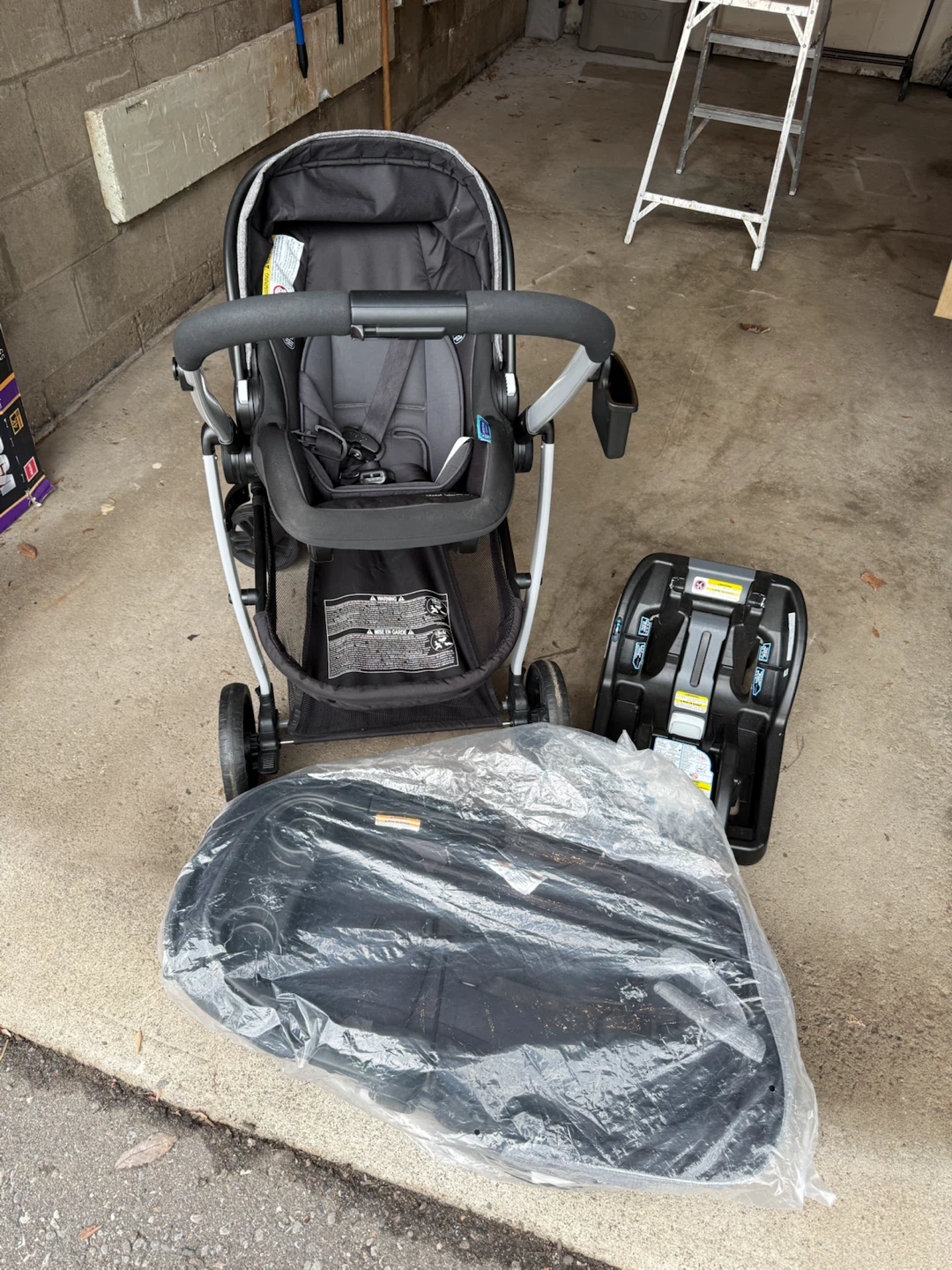 Graco Car Seat & Stroller Travel System