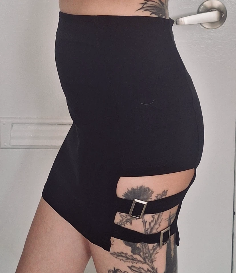 Black skirt with buckles - XS - photo 3