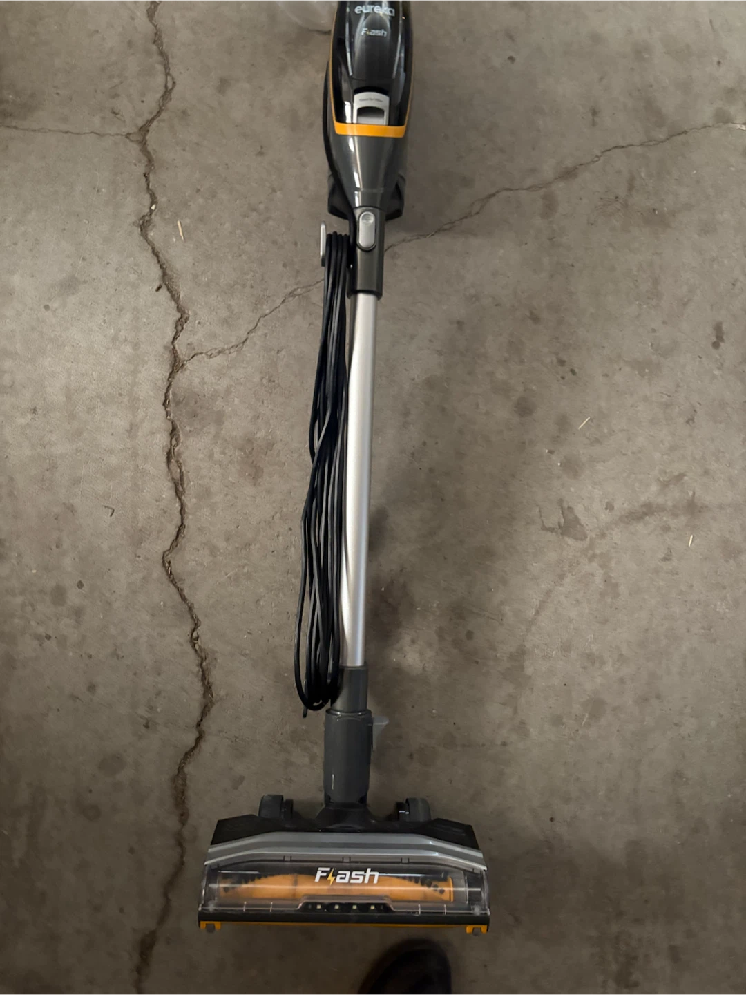 Eureka Flash Stick Vacuum - photo 3