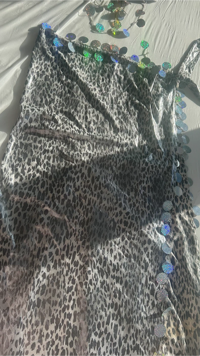 Sequin Bra and Wrap Skirt Set - photo 2