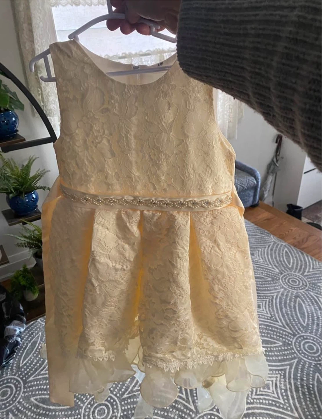 Cream Lace Dress with Pearl Belt - photo 2