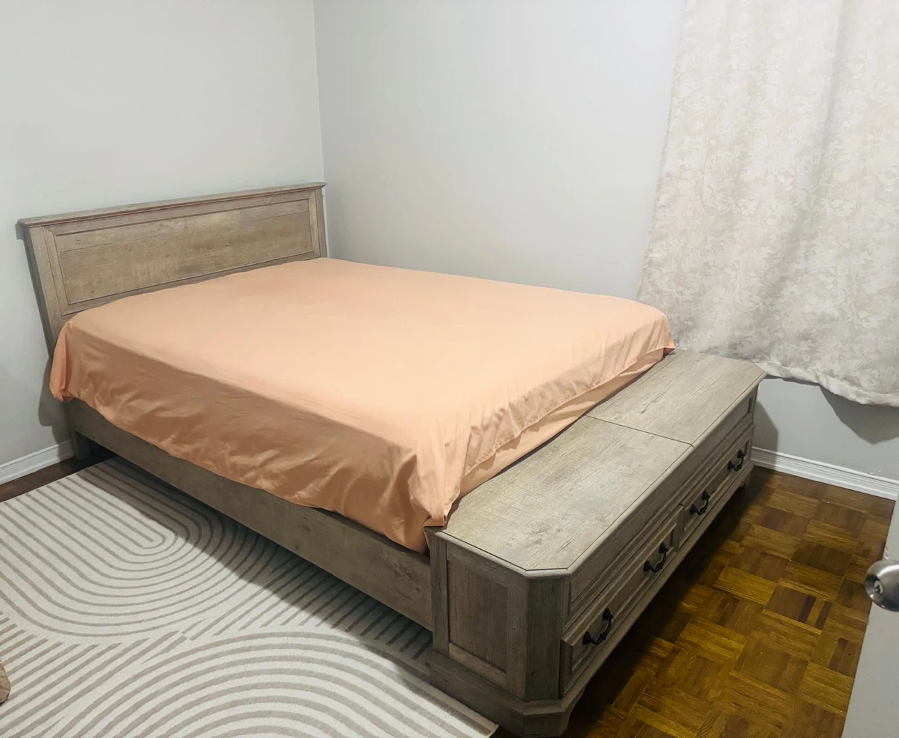 Queen Size Bed Frame with Storage Bench - photo 2