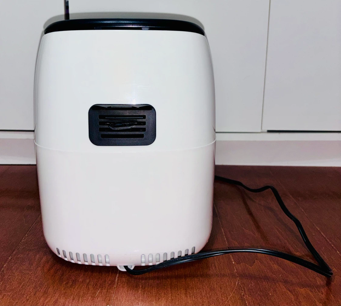 Dash Compact Air Fryer - photo 4