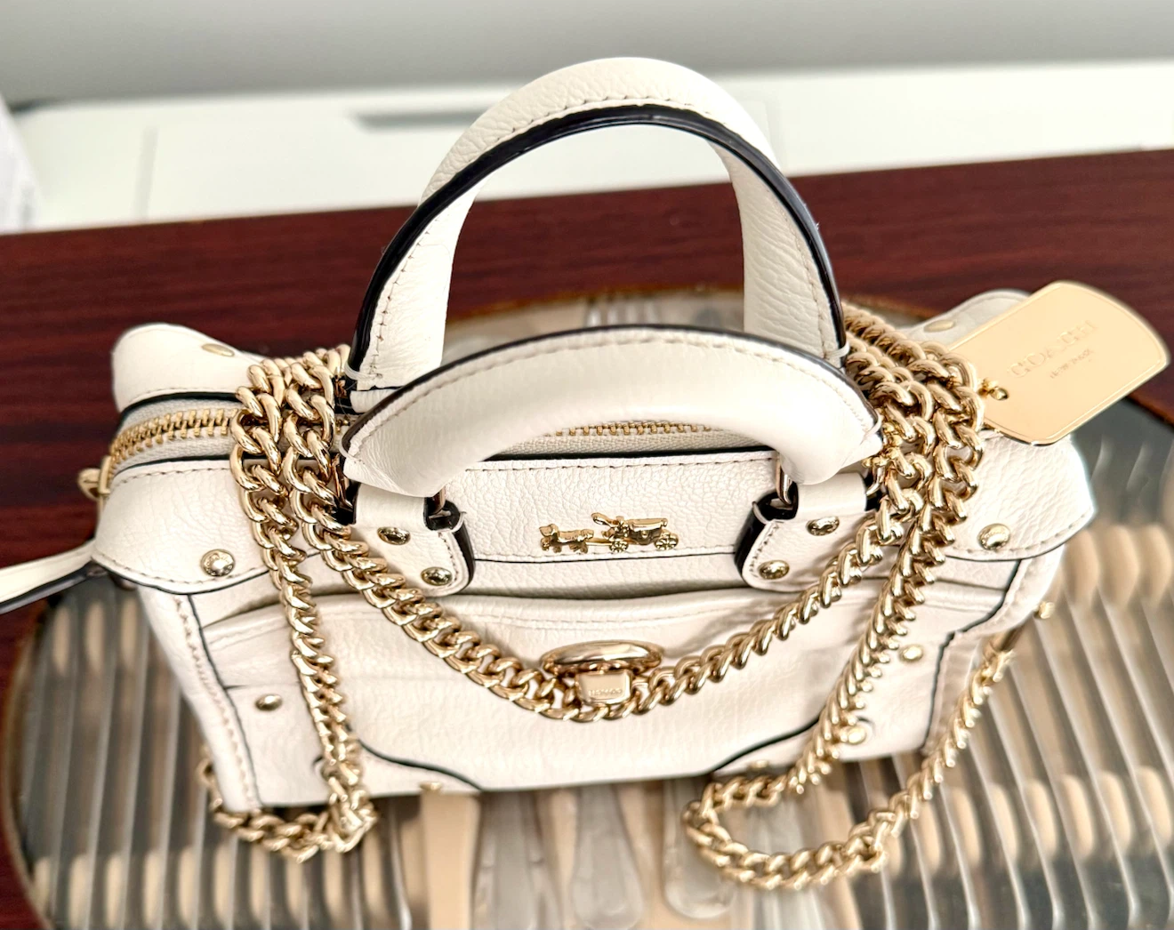 Coach White Leather Chain Shoulder Bag - photo 2