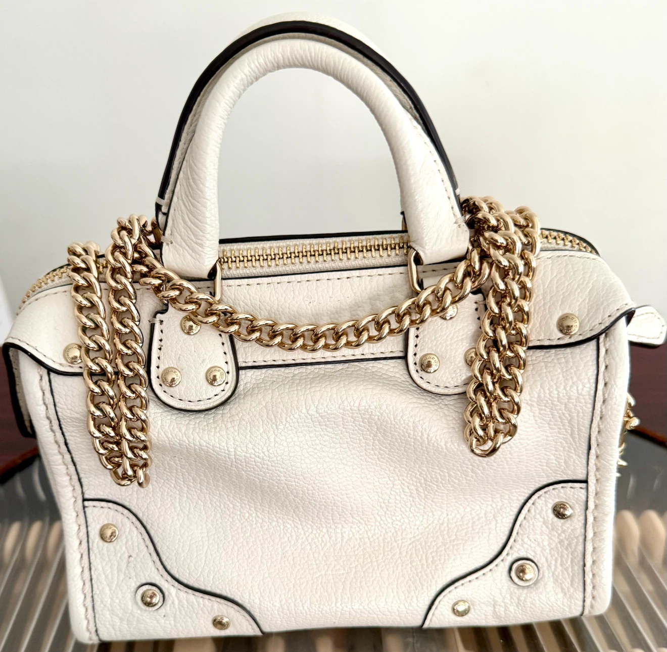 Coach White Leather Chain Shoulder Bag - photo 3