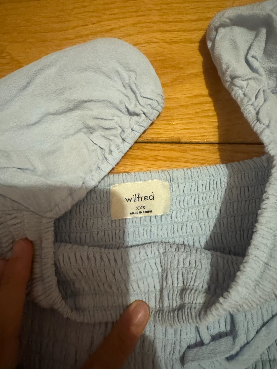 Wilfred Light Blue Smocked Puff Sleeve Crop Top - photo 2