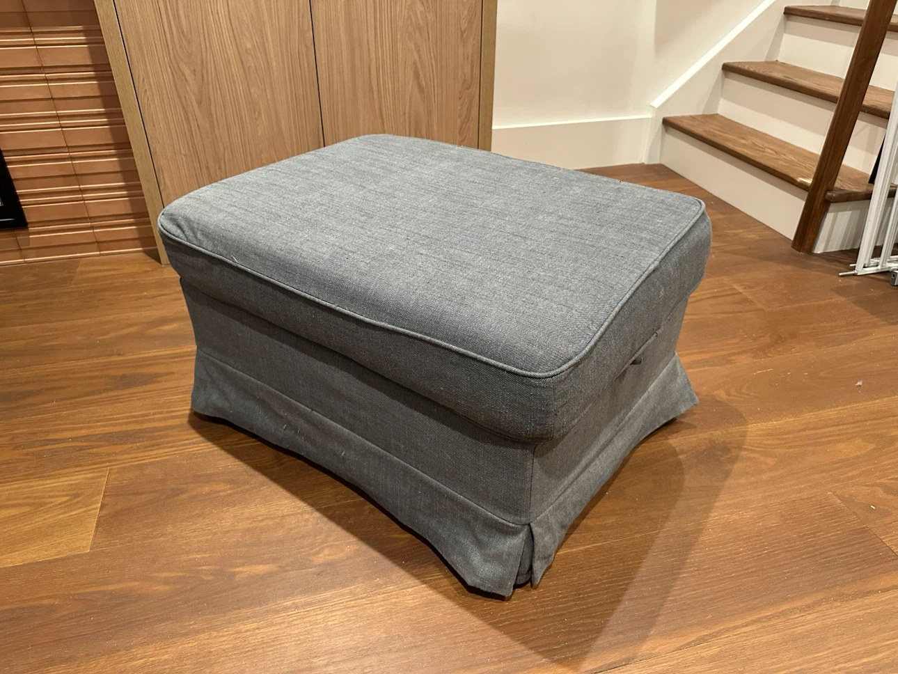 Ikea EKTORP footstool/ottoman